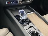 Volvo XC60 (2026) B5 AWD AUT DARK PLUS  - náhled 32