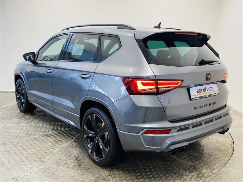Cupra Ateca 2,0 TSI 221kW DSG 4Drive - fotka 26 z 29