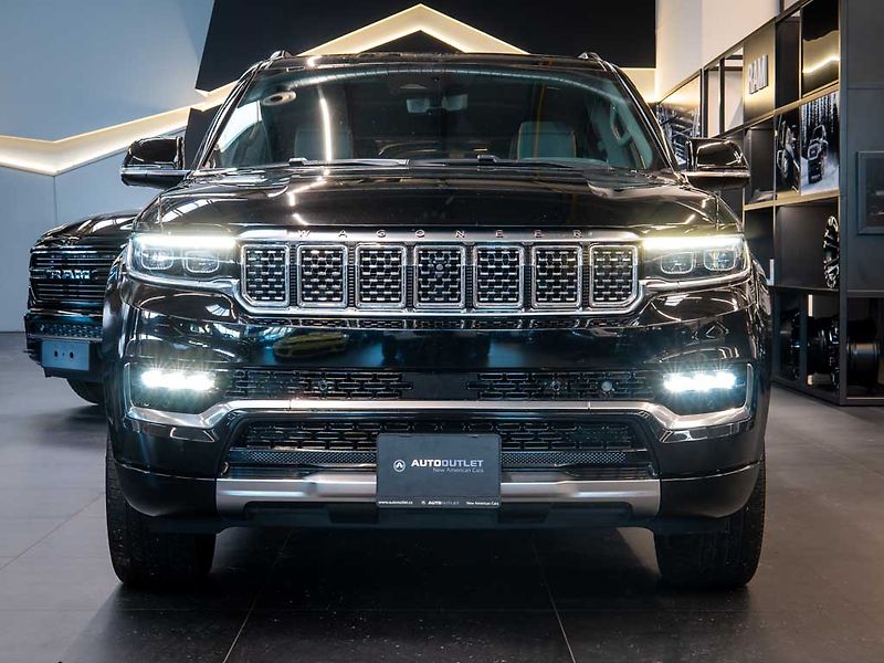 Jeep Grand Wagoneer (2022) 6.4 V8 HEMI Series III, masáže - fotka 10 z 41
