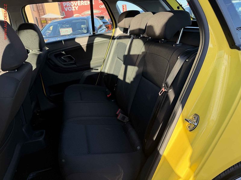 Škoda Fabia (2011) 1.2 TSI - fotka 10 z 16