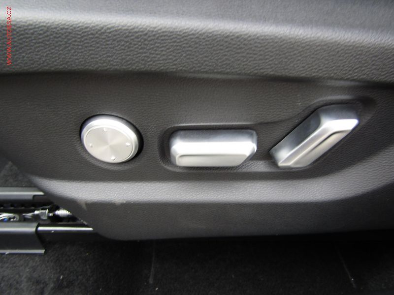 BAIC X55 (2025) 1.5T, ČR, AT, LED, kamera - fotka 12 z 23