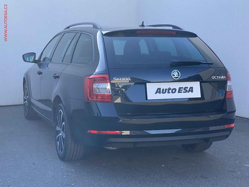 Škoda Octavia (2019) 1.5 TSi, Soleil, DSG, navi, - fotka 6 z 19