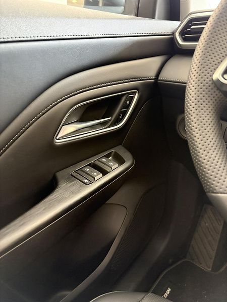 MG ZS (2025) 1.5 emotion (elegance) - fotka 11 z 15