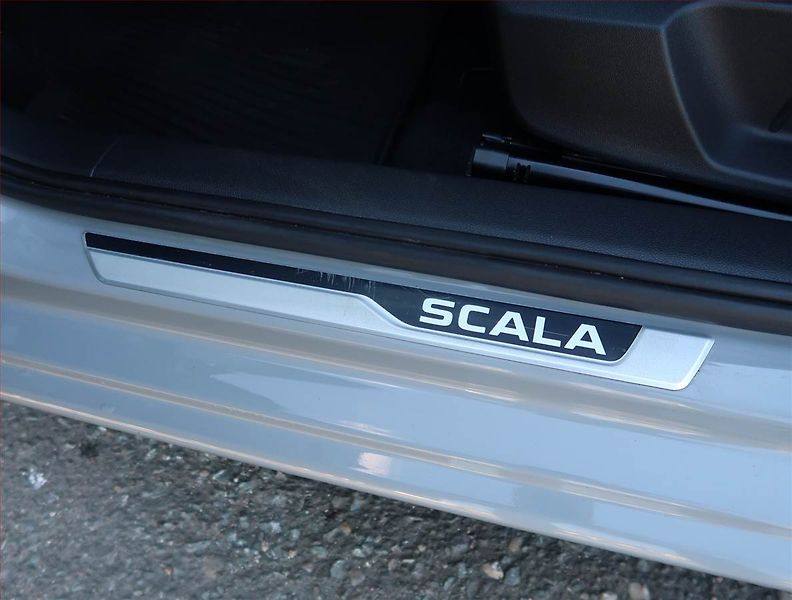 Škoda Scala (2022) Ambition 1.0 TSI, ČR,1.maj - fotka 21 z 23