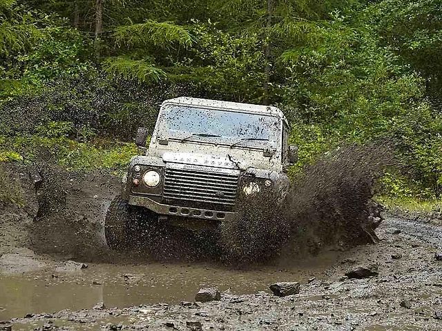 Land Rover Defender.