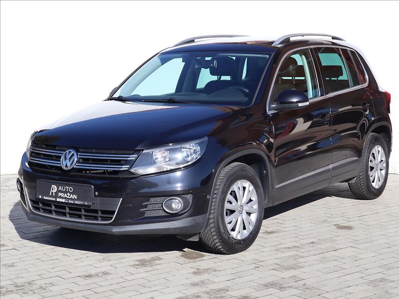 Volkswagen Tiguan 2,0   TDi Sport Pano Kamera Dy - fotka 3 z 36