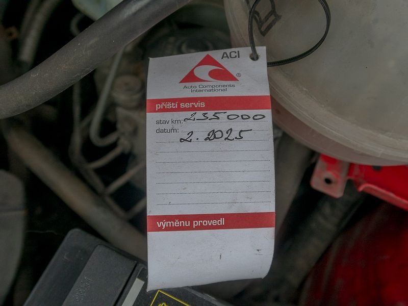 Volkswagen Golf (1999) 1.9TDI 66KW – KABRIO - fotka 34 z 36
