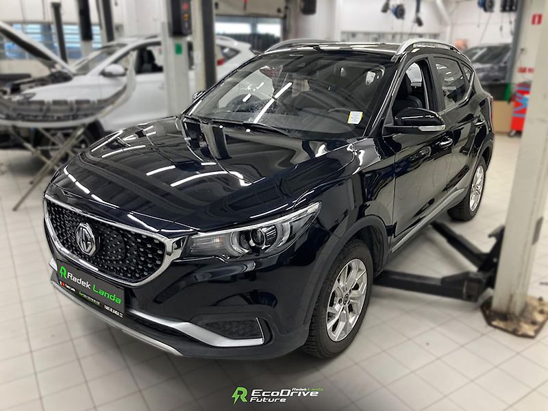 MG ZS (2021) Luxury 44,5 kWh, FWD - fotka 3 z 8