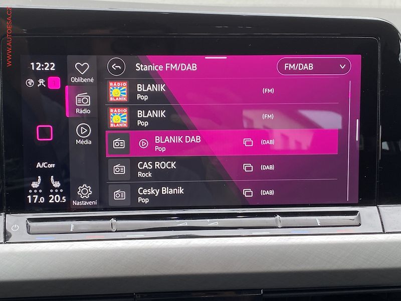 Volkswagen Golf (2022) 2.0 TDi, 2.maj,ČR, Life, LED - fotka 15 z 17