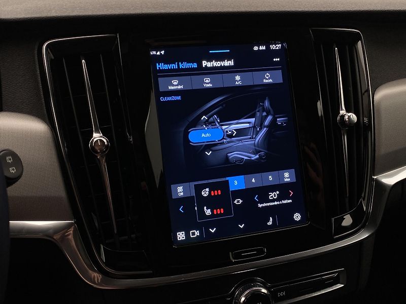 Volvo V90 T6 AWD PLUG-IN PLUS DARK TAŽNÉ - fotka 50 z 53