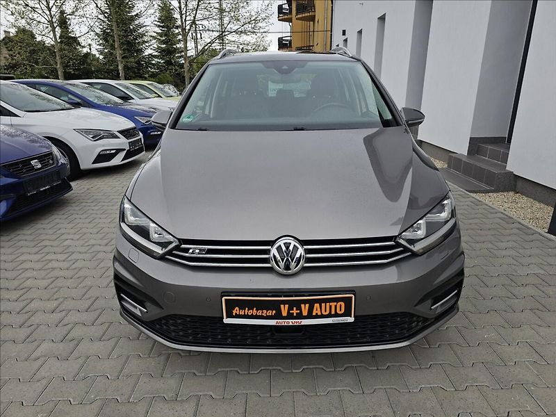 Volkswagen Golf Sportsvan 1,4TSi 110KW R-Line NAVI - fotka 2 z 47