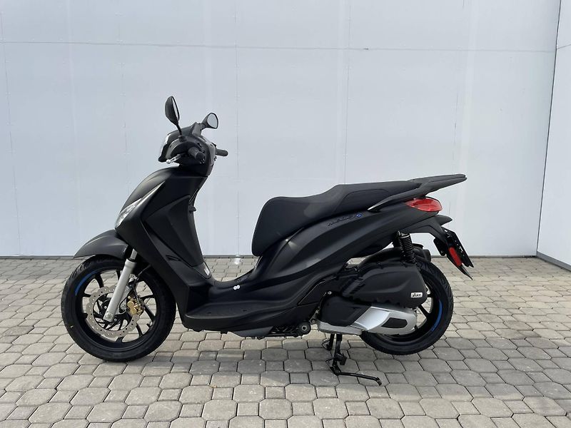 Piaggio (2026) Medley 125 S ABS EU5+ - fotka 5 z 9