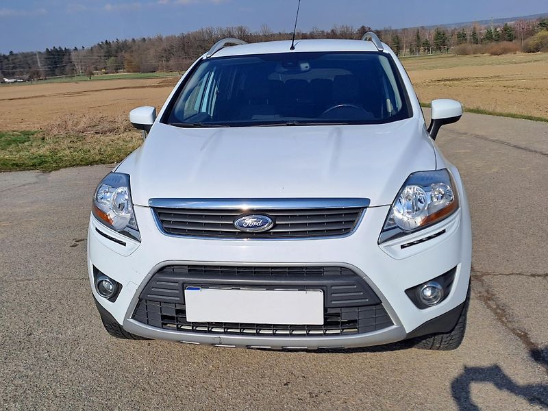 Ford Kuga (2009) 2.0 TDCi 4x4 PŮVOD ČR - fotka 2 z 31