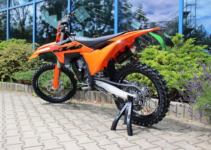 KTM 150 SX (2025) NOVINKA 2025 - SKLADEM - fotka 3 z 8