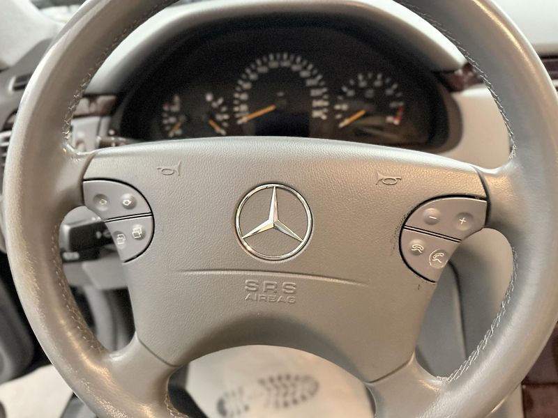 Mercedes-Benz Třídy E (2001) 280I V6 ,150kw, velmi krásný!! - fotka 29 z 35