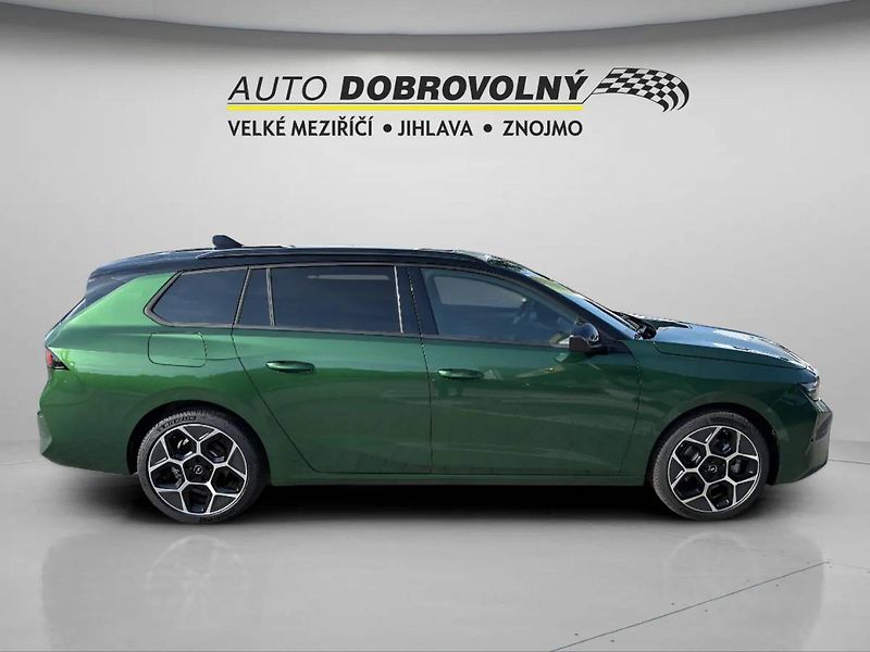 Opel Astra (2026) Nová Ultimate ST Hybrid 1.2 TU - fotka 9 z 24