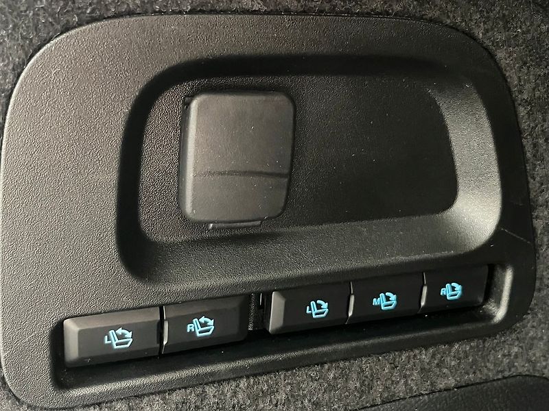 Ford Galaxy 2.5 Duratec FHEV TITANIUM - fotka 55 z 71