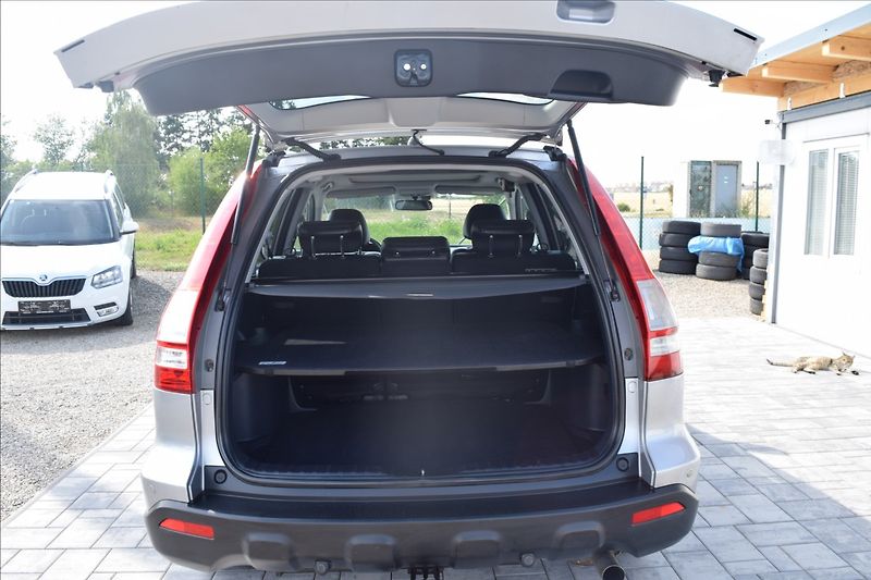 Honda CR-V 2,0 I 110KW 4X4 TAŽNÉ TOP! - fotka 25 z 51
