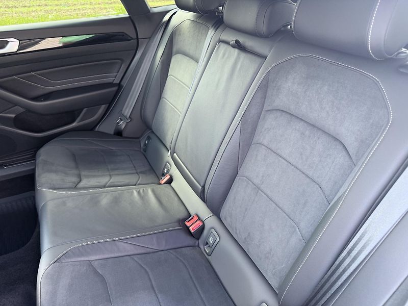 Volkswagen Arteon Shooting Brake (2022) R-LINE 4x4 DSG 1.majitel - fotka 15 z 42