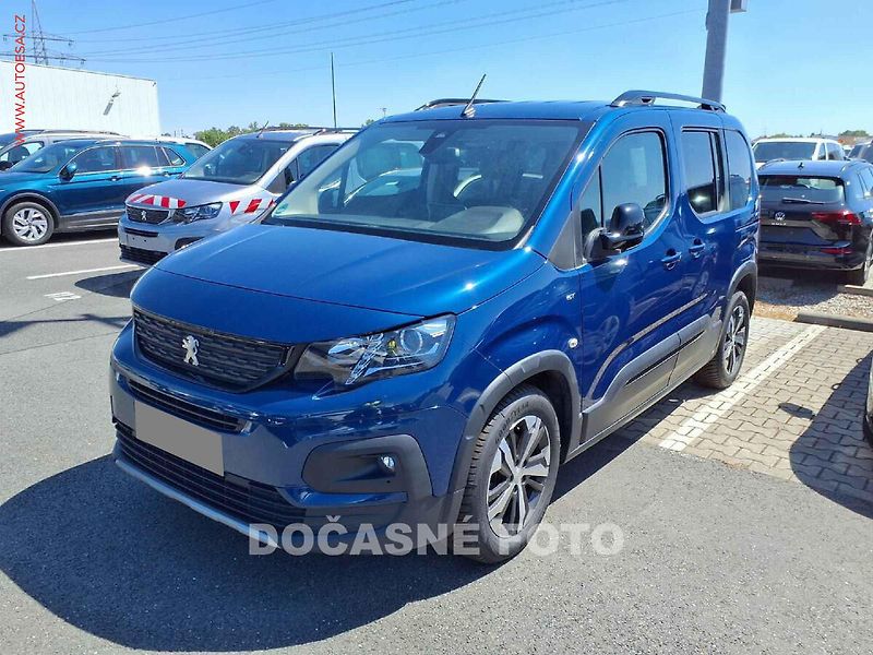 Peugeot Rifter (2023) 1.5HDi, GT Line, navi, kamera - fotka 2 z 6