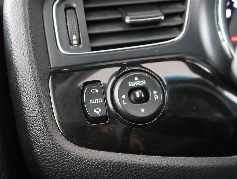 Kia Ceed (2012) 1.6 CRDi, Serv.kniha, Tempomat - fotka 18 z 19