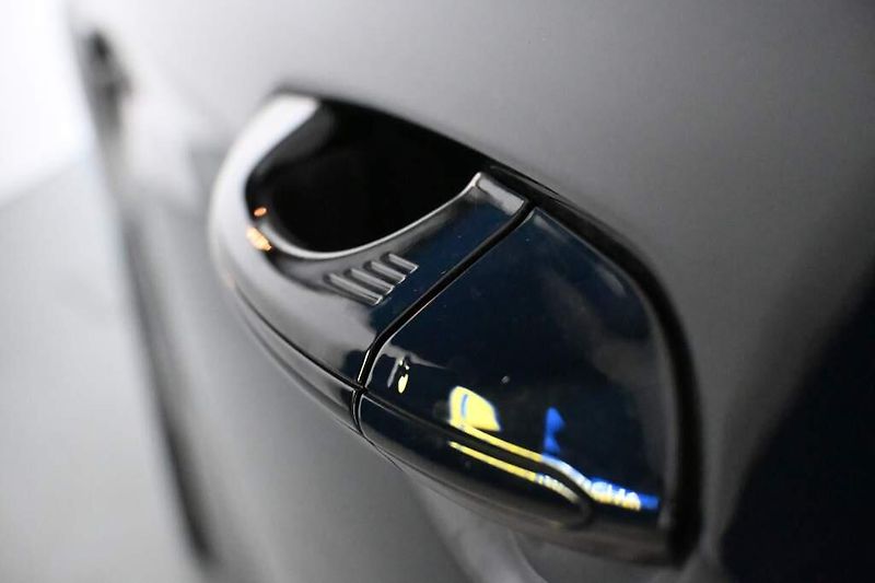 Ford S-MAX (2019) 2.0 TITANIUM LED Kamera ECOBLU - fotka 23 z 35