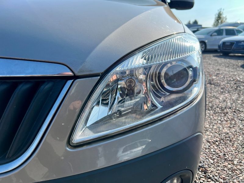 Škoda Roomster (2013) 1.2 TSI 63 kW Scout DSG - fotka 9 z 20