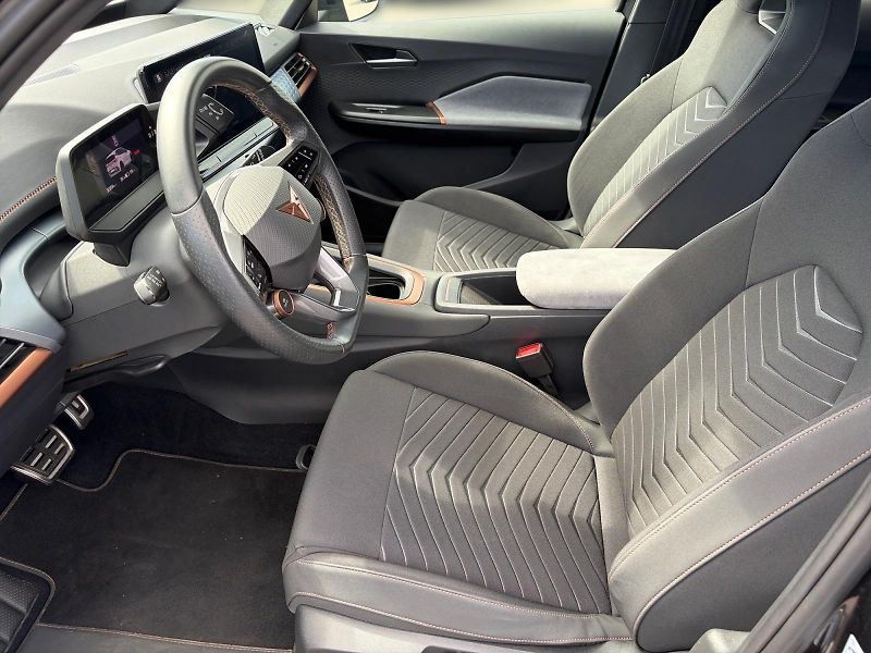 Cupra Born (2023) BEV 58kWh 170kW CZ DPH - fotka 7 z 11