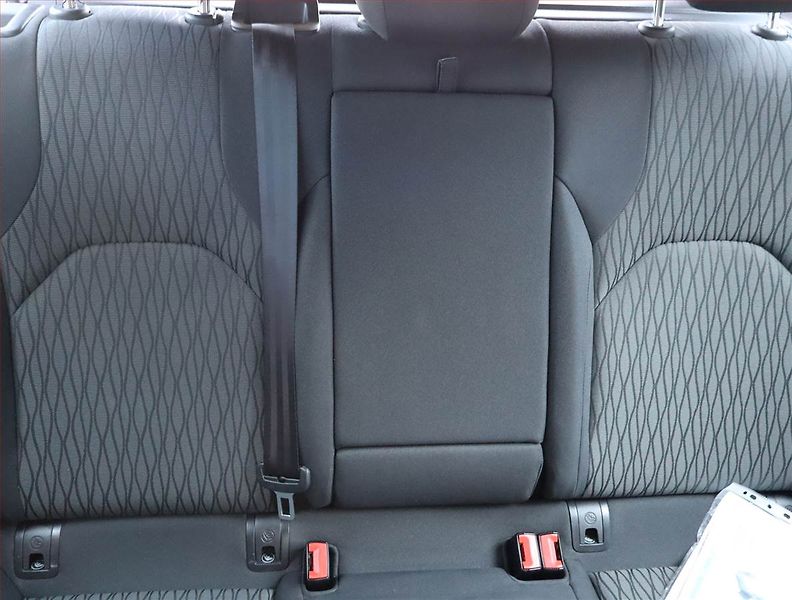 Seat Leon (2016) 1.6 TDI, Automat, Serv.kniha - fotka 10 z 18