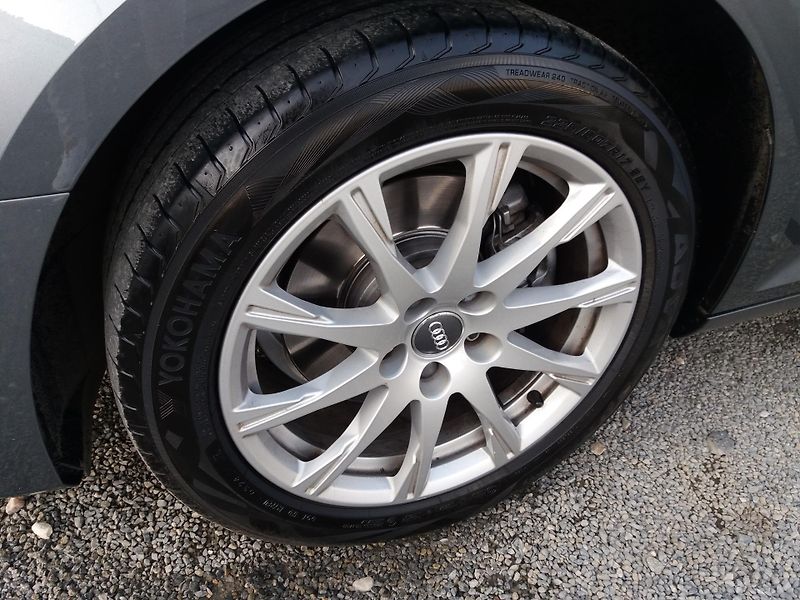 Audi A4 2.0TFSI,140kW,103tIs-km!!! - fotka 8 z 28