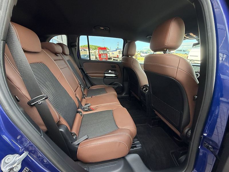 Mercedes-Benz GLB 200 - fotka 11 z 37