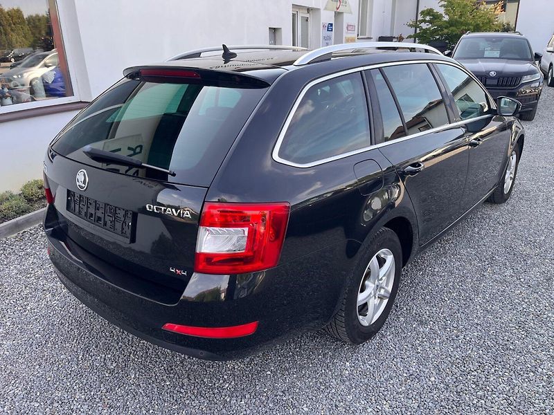 Škoda Octavia (2014) 1.6 TDi 4 x 4 NAVI Sport - fotka 2 z 22
