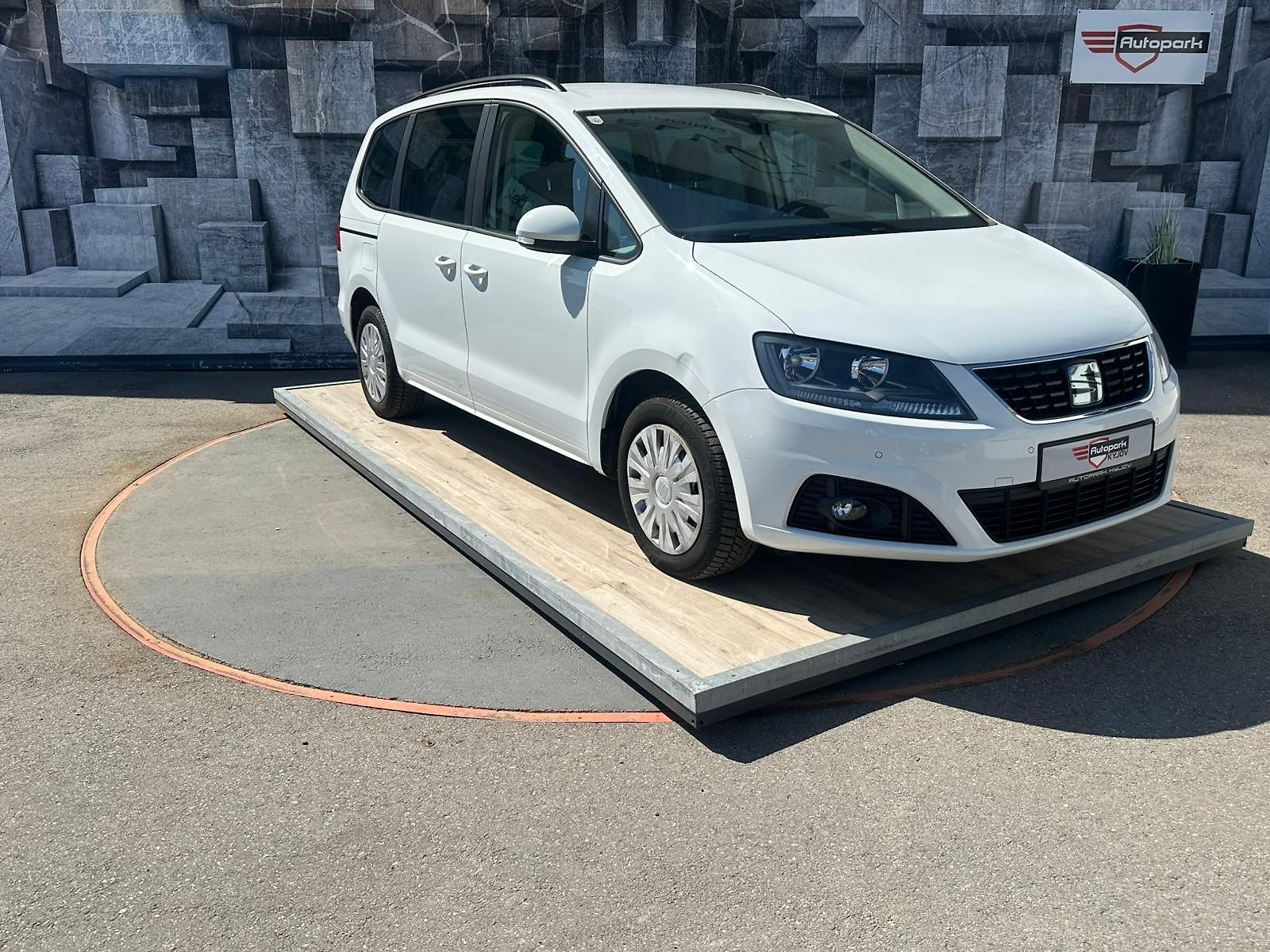 Seat Alhambra 2.0TDi, 110KW, ACC, BLIS, DPH