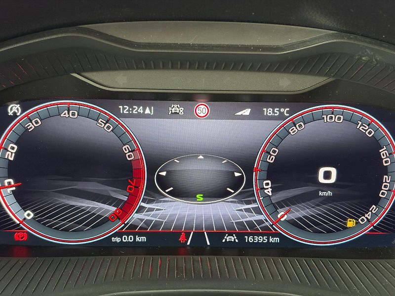Škoda Kamiq (2025) 1.0 TSI / 85kW / MONTE CARLO - fotka 20 z 34