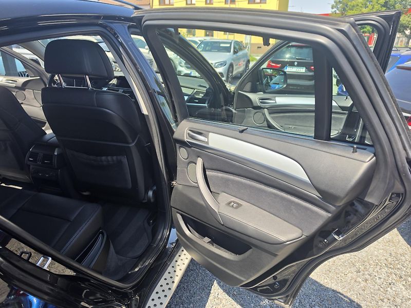 BMW X6 40D X Drive  - fotka 7 z 19