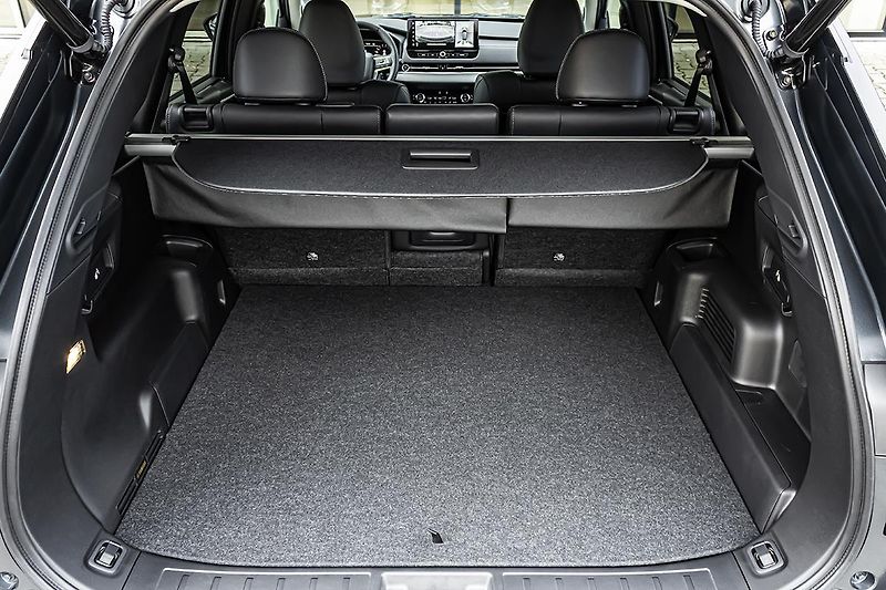 Mitsubishi Outlander (2025) 2,4 PHEV 4WD  Instyle - fotka 9 z 26