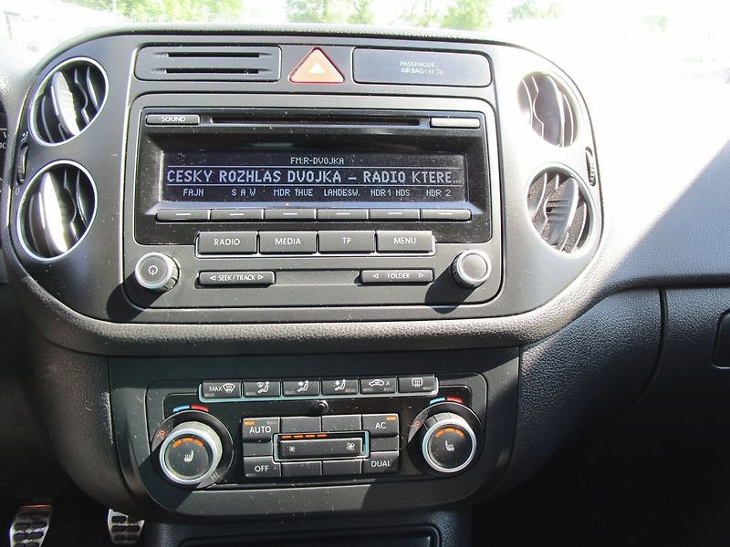 Volkswagen Golf Plus 1,4TSi-90KW-STK ČR+ROZVODY - fotka 20 z 36
