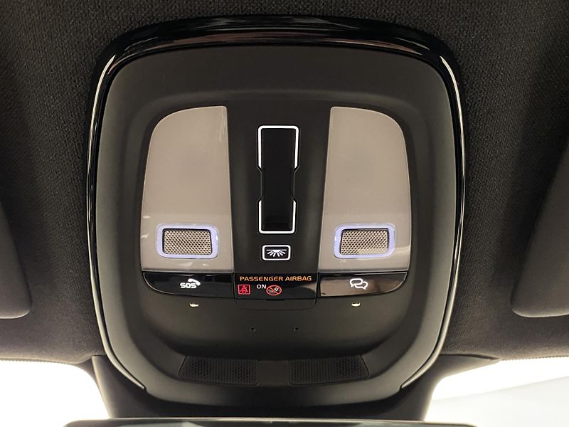 Volvo XC40 (2026) B3 AUT DARK ULTRA  - fotka 39 z 63