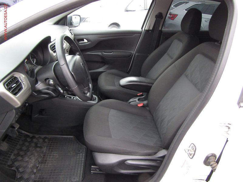 Citroën C-Elysée (2019) 1.2i, AC, tempo, park.asist - fotka 9 z 16