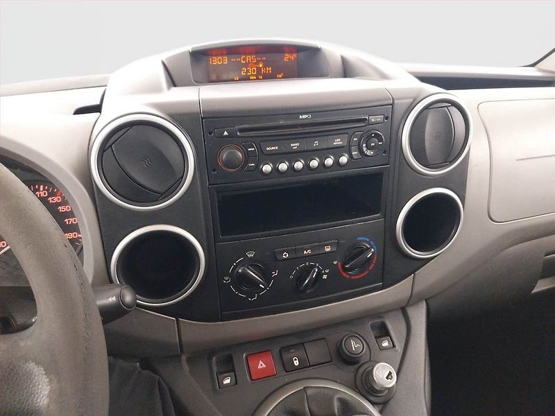 Citroën Berlingo (2009) 1.6 HDi, 5Míst, ČR, 1Maj - fotka 12 z 18