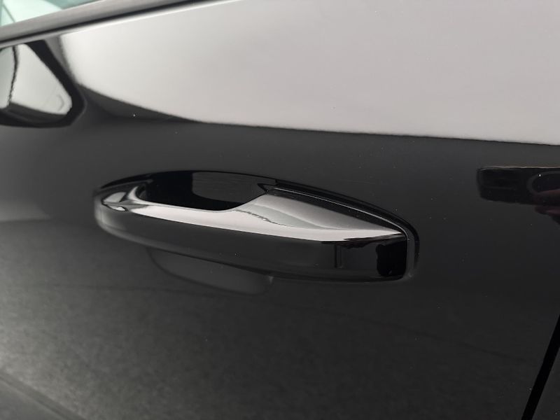 Volvo XC40 T5 AWD MOMENTUM PRO AUT - fotka 15 z 41
