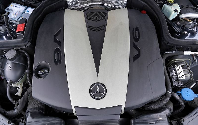 Mercedes-Benz Třídy E E 350 CDI, cabrio,automat,kůže - fotka 18 z 45