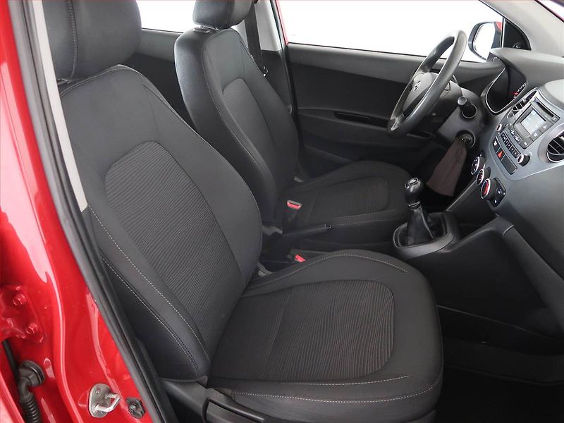 Hyundai i10 (2016) 1.0, Serv.kniha - fotka 9 z 15