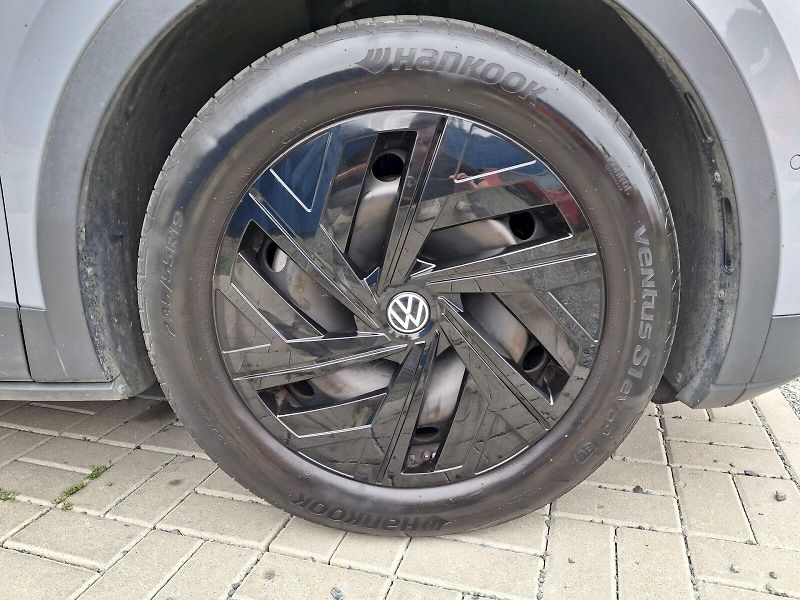 Volkswagen ID.4 (2024) Pro Performance 70 150kW - fotka 26 z 35