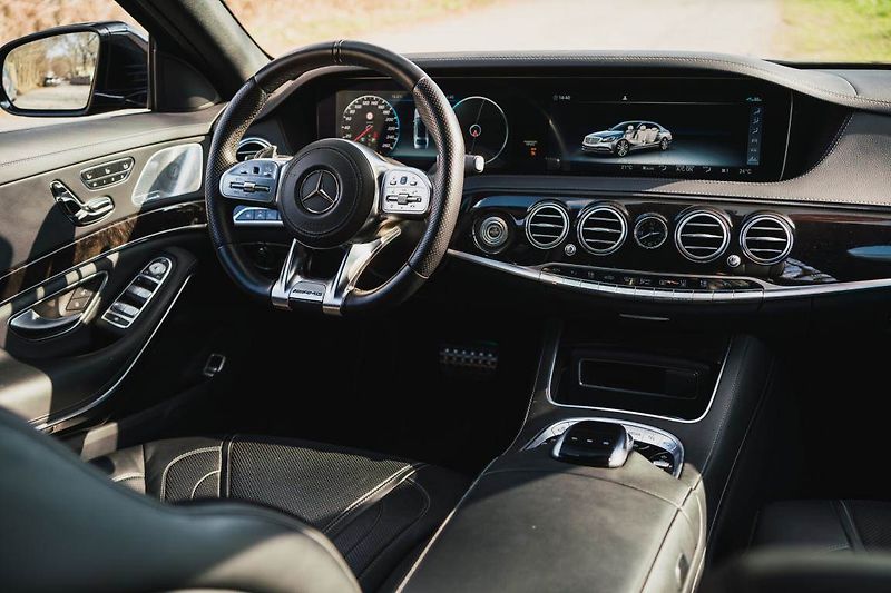 Mercedes-Benz Třídy S (2018) S 560 4MATIC L, S 560 4MATIC L - fotka 3 z 40
