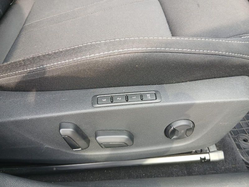 Škoda Octavia 2.0 TDI,STYLE INDIVIDUAL - fotka 46 z 58