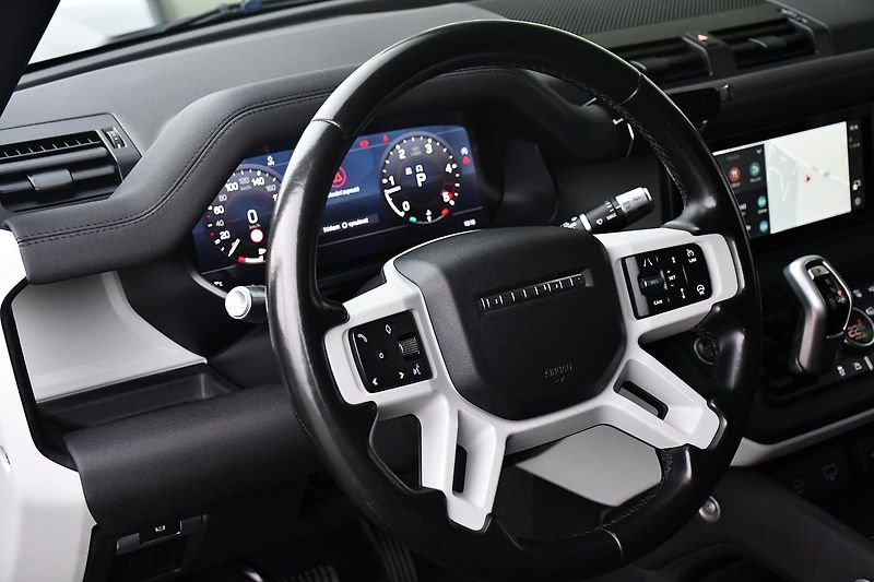 Land Rover Defender 110S D240 AWD MERIDIAN ČR - fotka 16 z 45