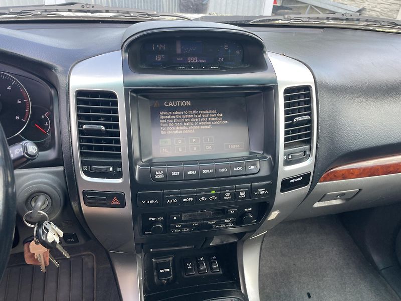 Toyota Land Cruiser 3.0TD 4x4 170PS AUT VÝBAVA !!! - fotka 173 z 180