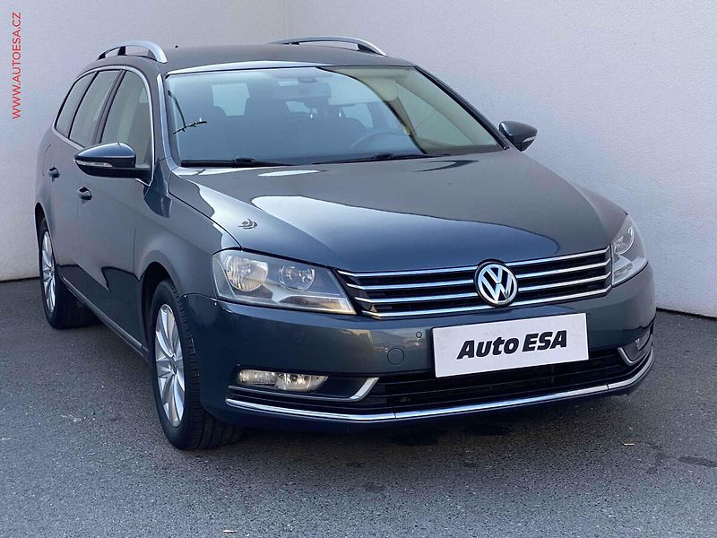 Volkswagen Passat (2013) 1.6 TDi, Comfortline, navi - fotografie inzerátu