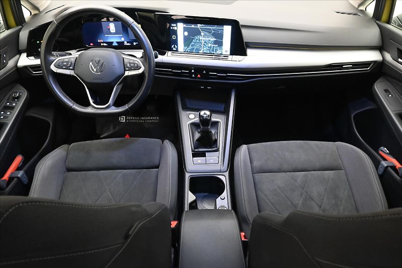 Volkswagen Golf 1,5 TSI 96kW Life Záruka až 5 - fotka 15 z 30